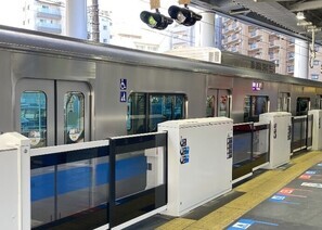 小田急線相模大野駅　写真