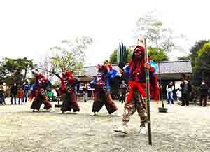 大島の獅子舞昨年の様子　写真