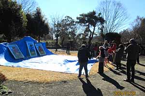 豆まきの様子（横）　写真