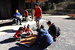 コマ回しの様子　写真