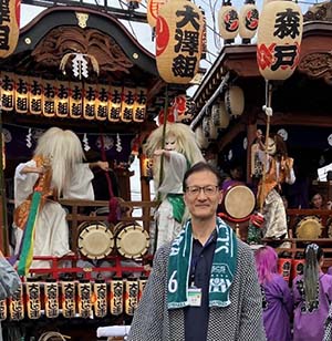 山車と区長 写真