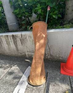 電柱での作業のため道具を昇降させる袋