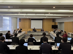 審議会の様子　写真