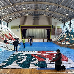 色を塗った大凧　写真