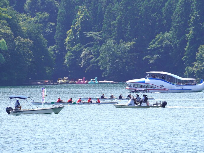 相模原市民レガッタ(相模湖カップ)の様子