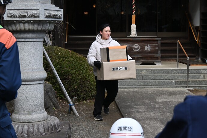 重要文化財（ダミー）搬出訓練の写真