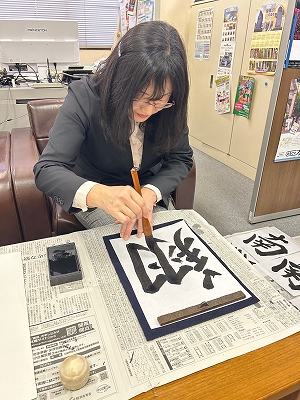 大凧の題字デザイン　写真